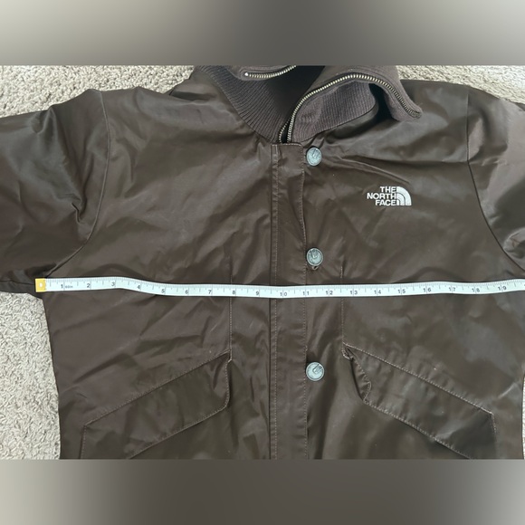 The North Face short women’s jacket - Picture 12 of 15
